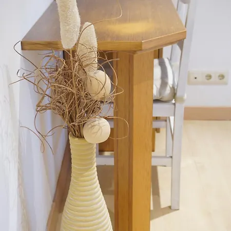 Casa De Piedra, A Lameira *