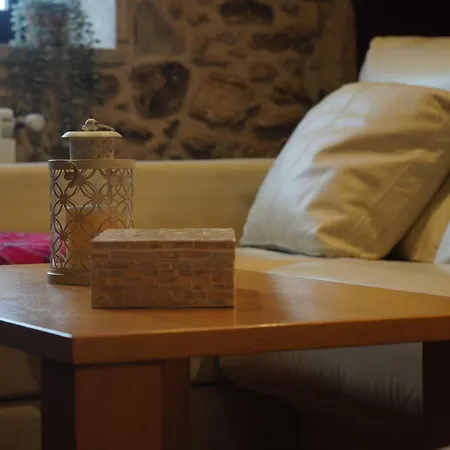 Casa De Piedra, A Lameira Prázdninový dům *