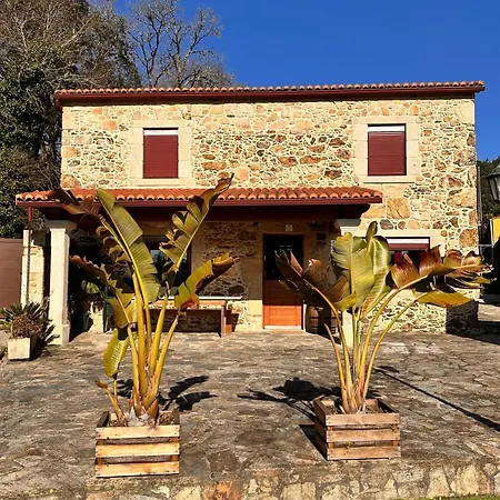 Casa De Piedra, A Lameira * A Coruña