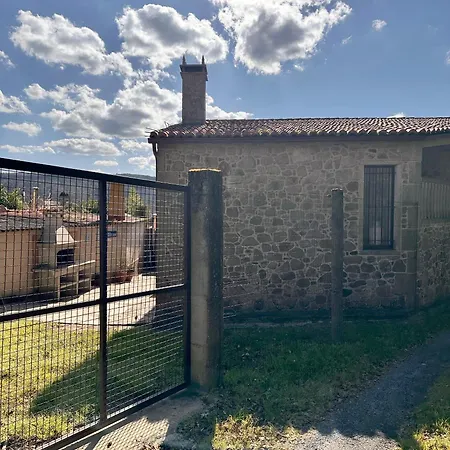 Casa De Piedra, A Lameira