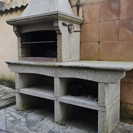 Casa De Piedra, A Lameira Semesterbostad A Coruña