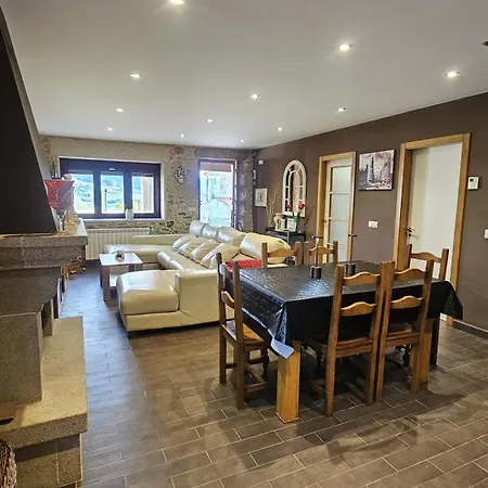 Casa De Piedra, A Lameira Prázdninový dům